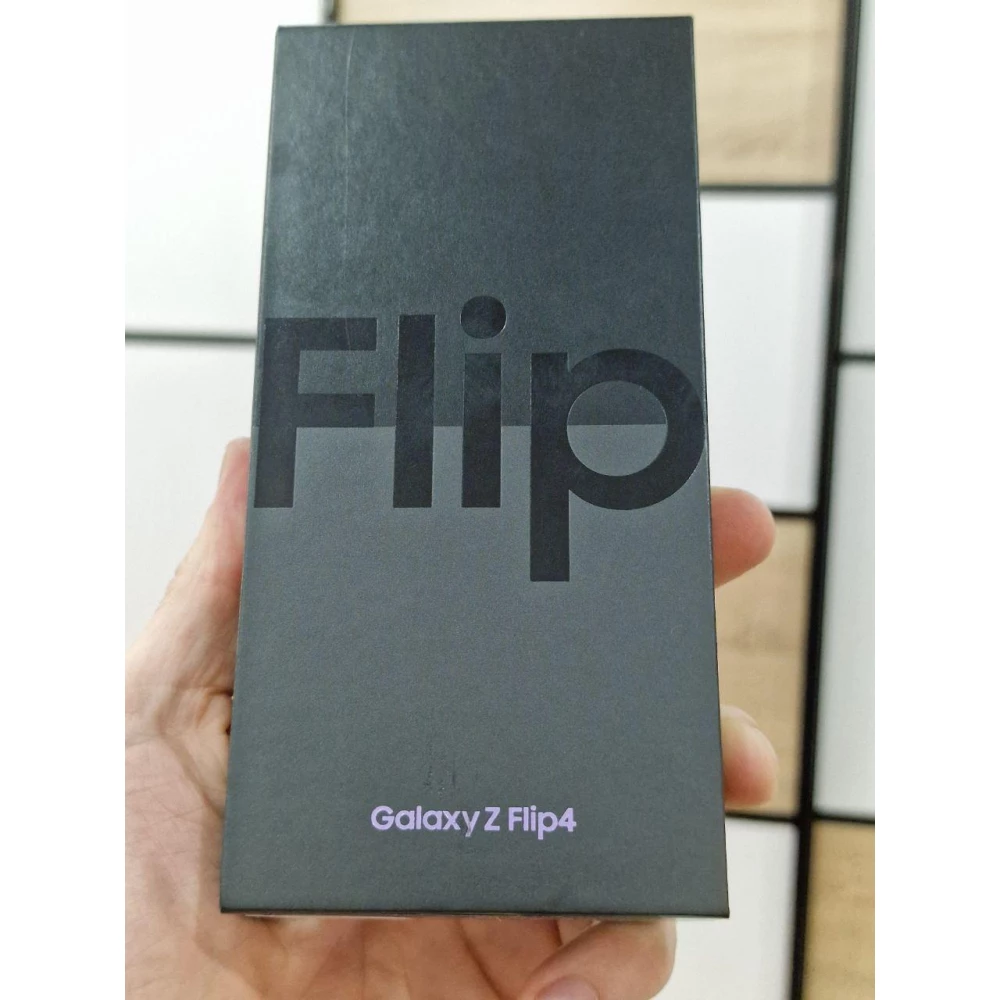 Смартфон Samsung Galaxy Flip4 8/128GB Bora Purple SM-F721BLVP