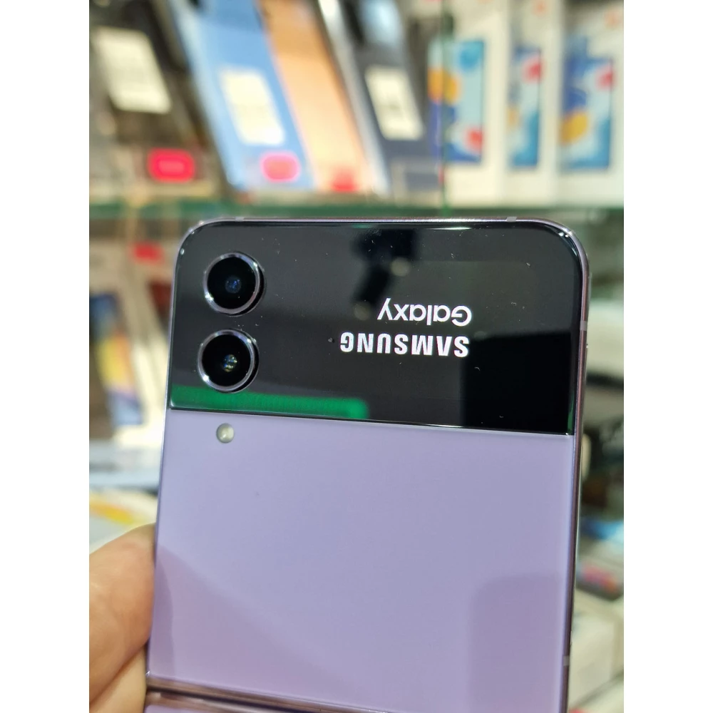 Смартфон Samsung Galaxy Flip4 8/128GB Bora Purple SM-F721BLVP