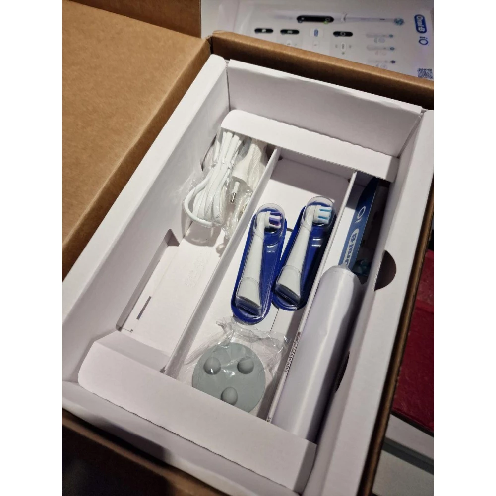 Электрическая зубная щетка Oral-B iO Series 9 Alabaster (Purple) 3768 з кейсом