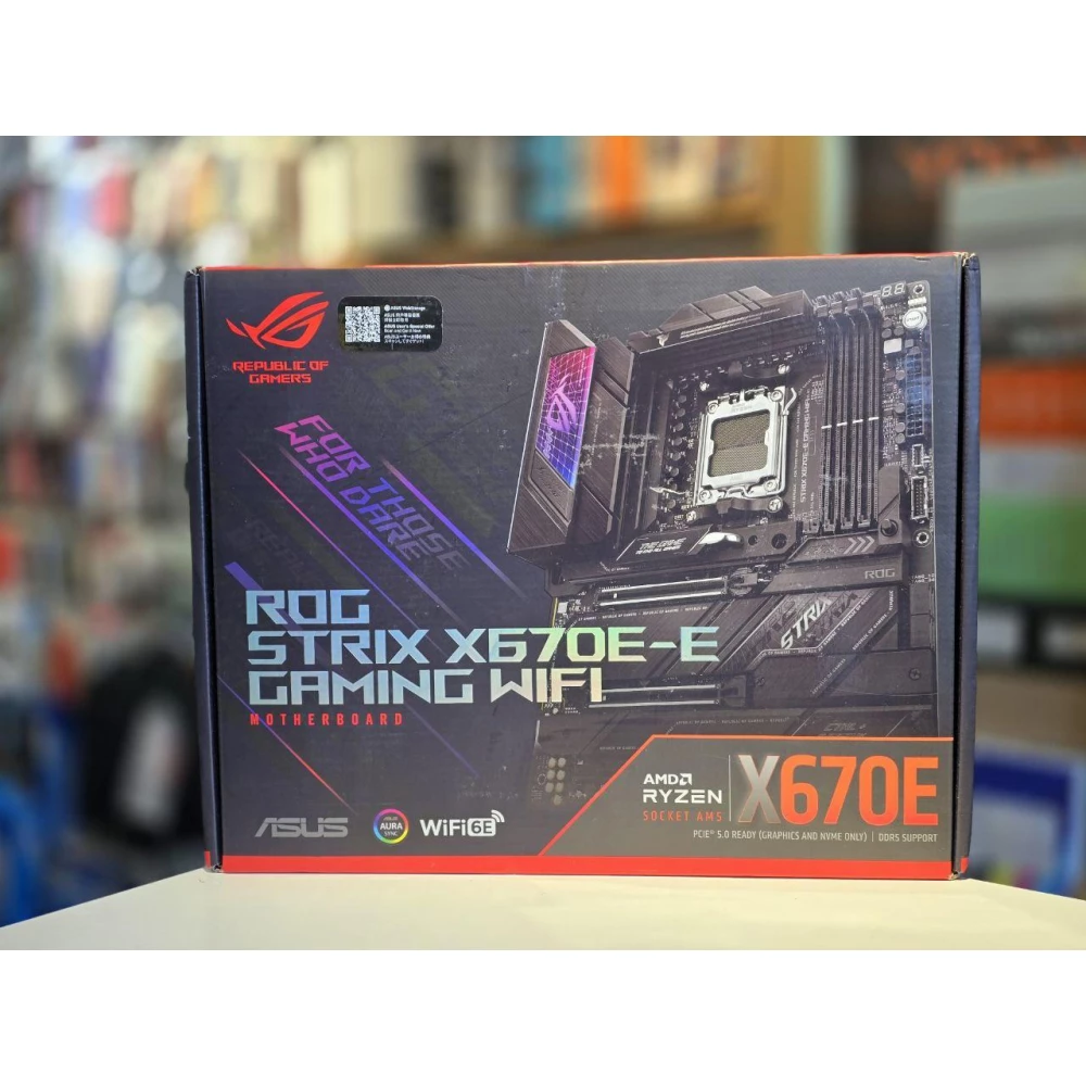 Материнская плата Asus ROG STRIX X670E-E GAMING WIFI (sAM5, X670)