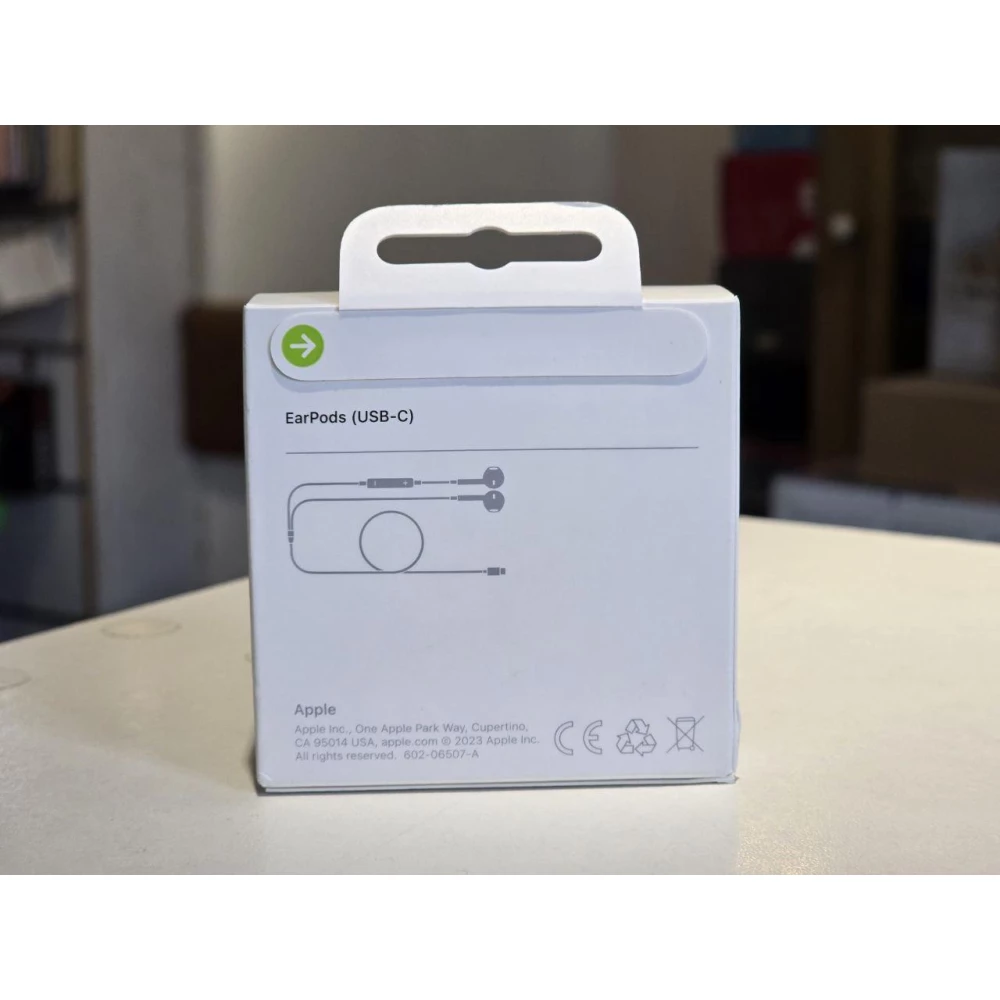 Наушники с микрофоном Apple EarPods USB-C (MTJY3, MYQY3) оригинал