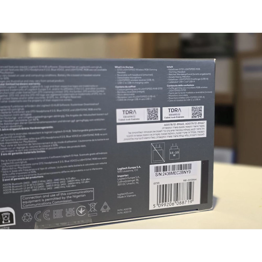 Наушники Logitech Lightspeed Wireless RGB Gaming Headset G733 Black (981-000864)