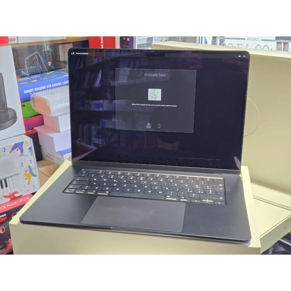 Apple MacBook Air 15“ Midnight M3 8/256 2024 (MRYU3) Б\У