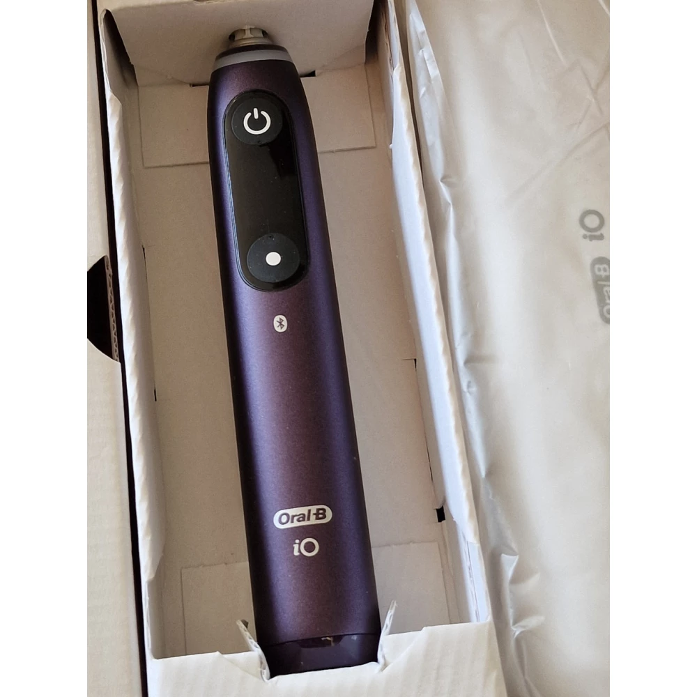 Электрическая зубная щетка Oral-B iO Series 9 Alabaster (Purple) 3768 з кейсом