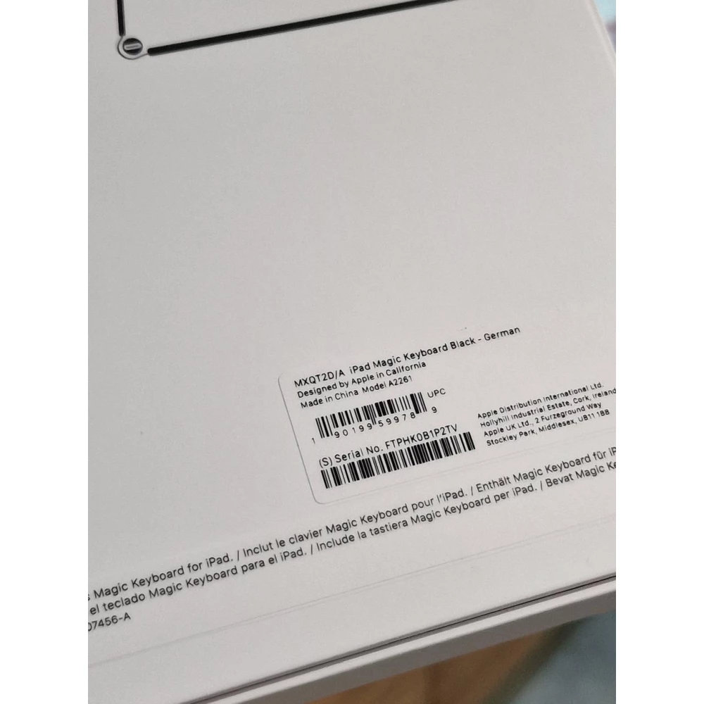 Чехол-клавиатура Apple 11-inch iPad Pro Apple Magic Keyboard (2nd generation) Black (MXQT2RS/A) кирилица