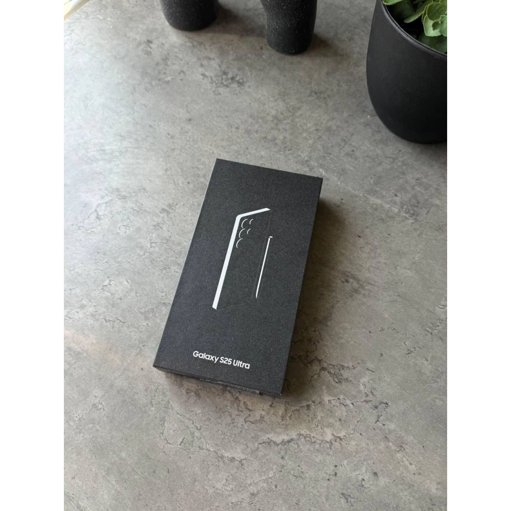 Смартфон Samsung Galaxy S25 Ultra S938B 12GB/512GB Navy Open box