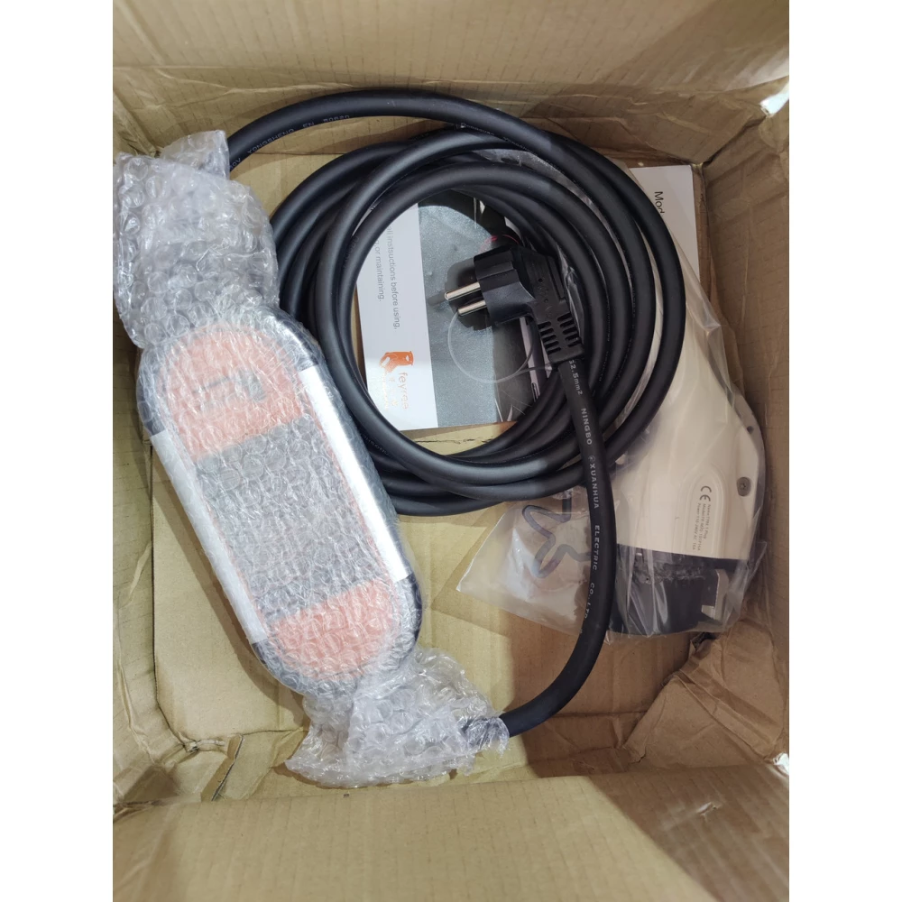 Заряджання зарядний пристрій для електромобіля Feyree Leaf з регулюванням сили струму 3.5m ipp4 j1772 type 2