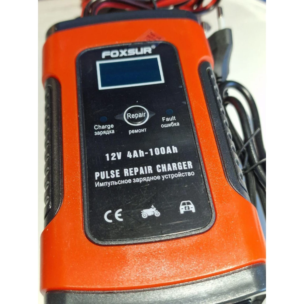 Імпульсний зарядний пристрій для автомобільного акумулятора Foxsur 12 V 5-6A